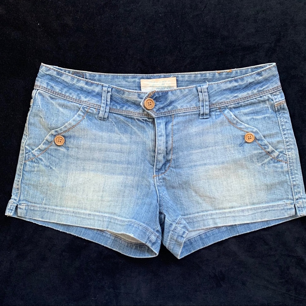 Maurices distressed denim shorts with wood buttons